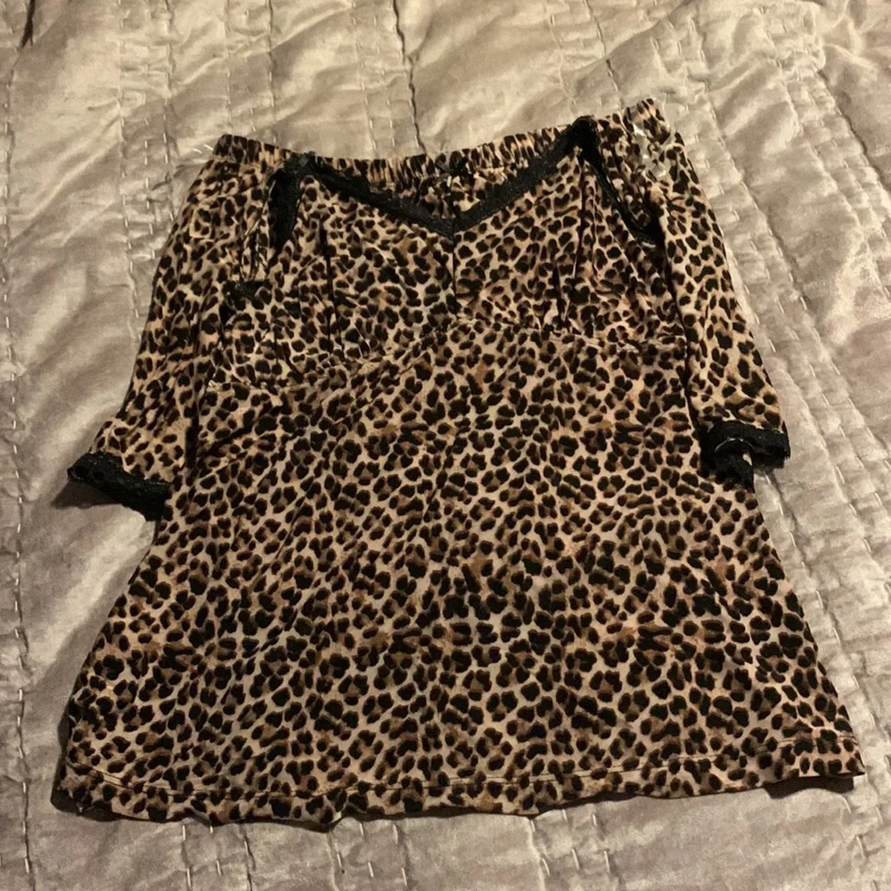 Women’s Leopard Rene Rofe PJ Set Small - Picture 4 of 5